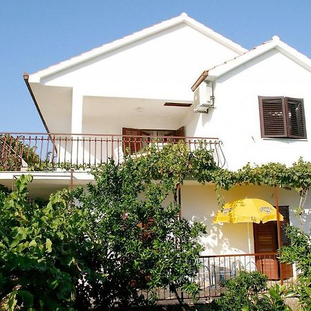 Apartments Mirja - 100M From The Beach & Parking تروغير المظهر الخارجي الصورة