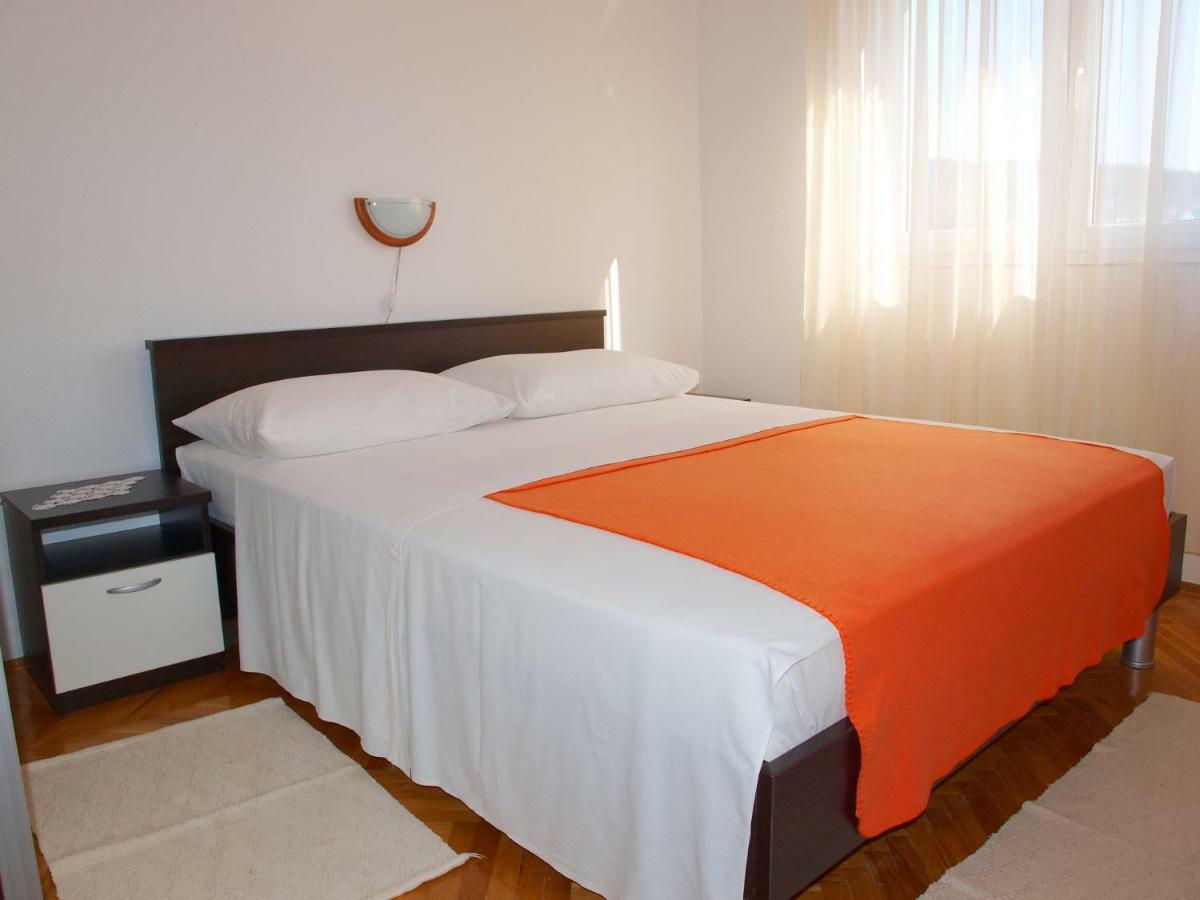 Apartments Mirja - 100M From The Beach & Parking تروغير المظهر الخارجي الصورة