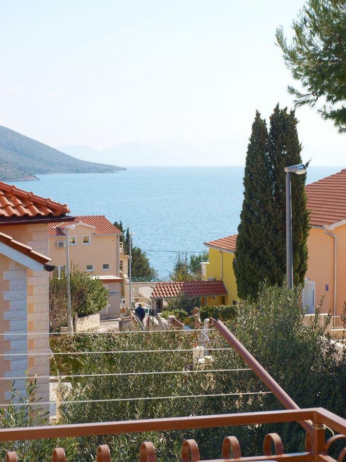 Apartments Mirja - 100M From The Beach & Parking تروغير المظهر الخارجي الصورة